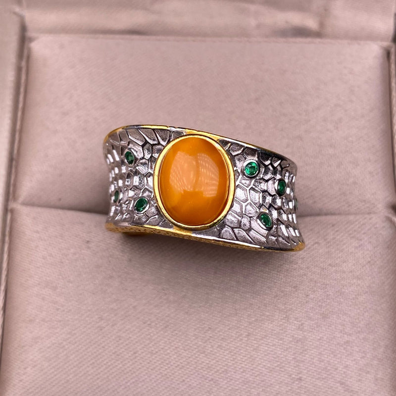 Vintage Amber Cabochon Ring