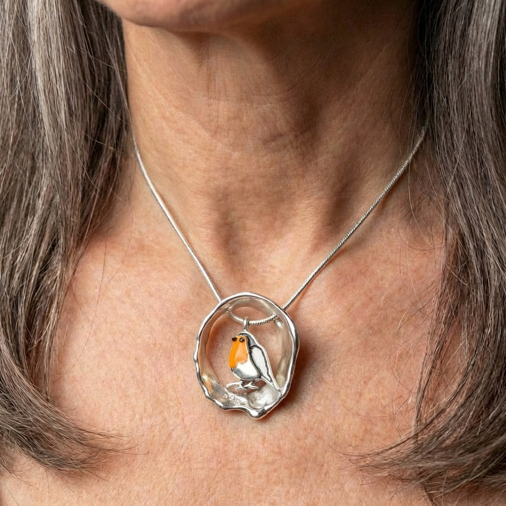 A Vintage Artisan Silver Robin Bird Charm Necklace