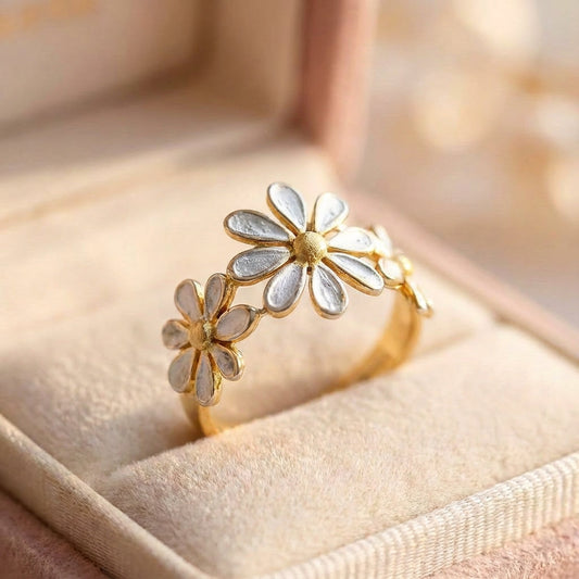 Vintage Daisy Flower Ring