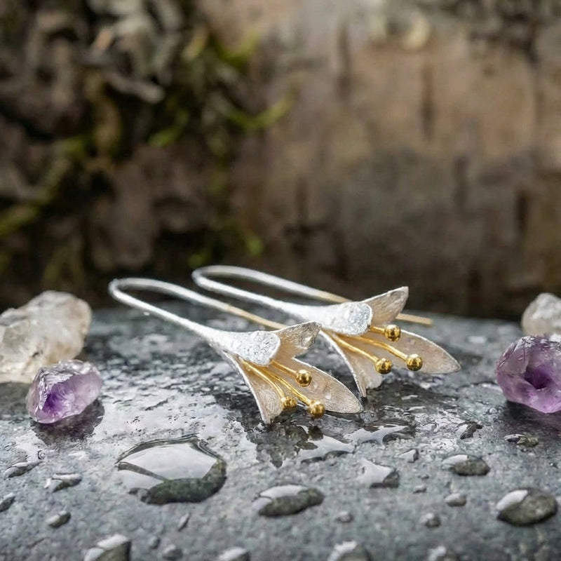 Vintage Flower Dangle Earrings