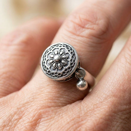 Vintage Flower Silver Ring