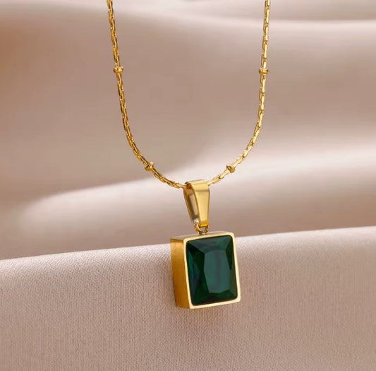 Vintage Green Cubic Zirconic Square