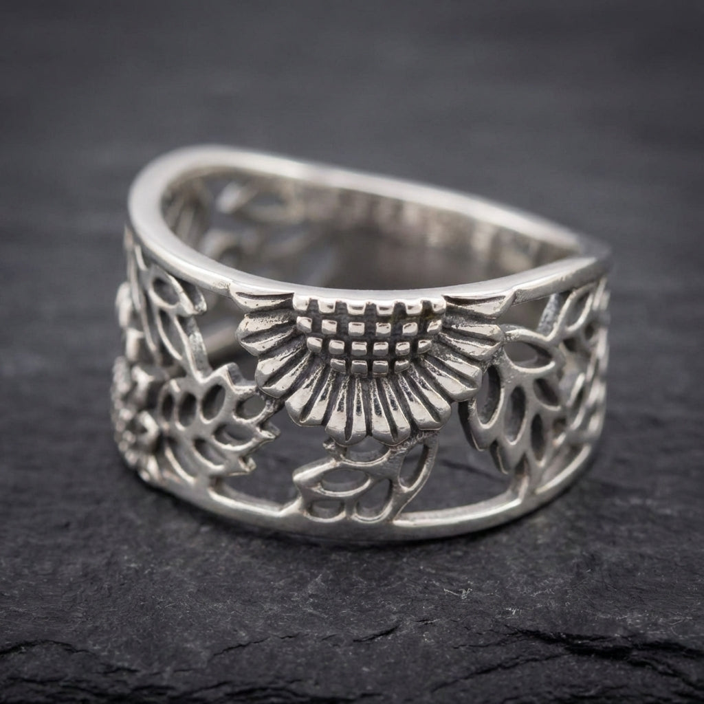 Vintage Hollow Sunflower Ring