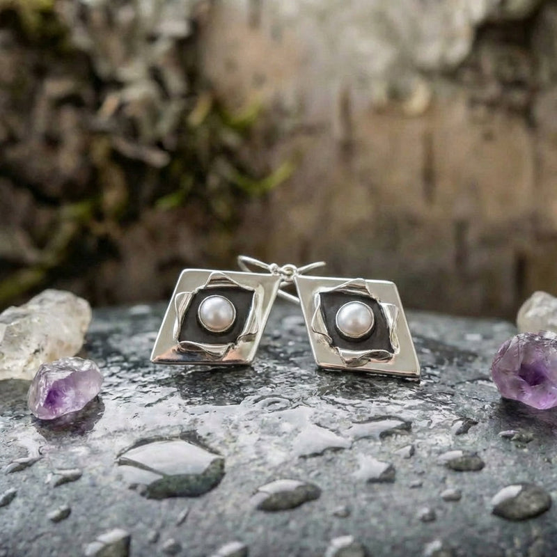 Vintage Inlaid Pearl Silver Earrings