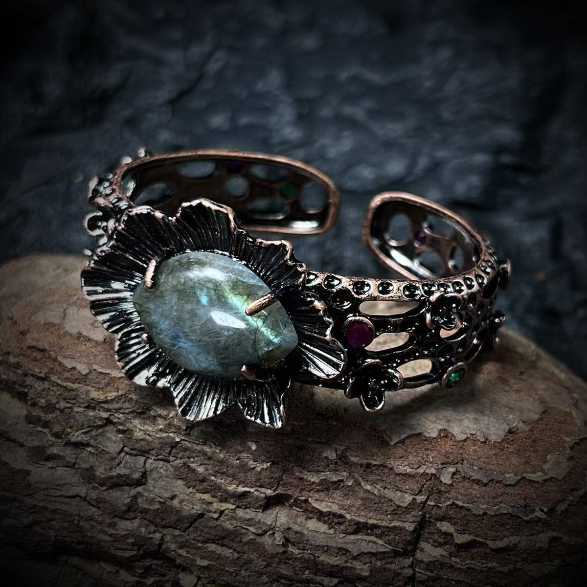 Vintage Labradorite Fish Bracelet