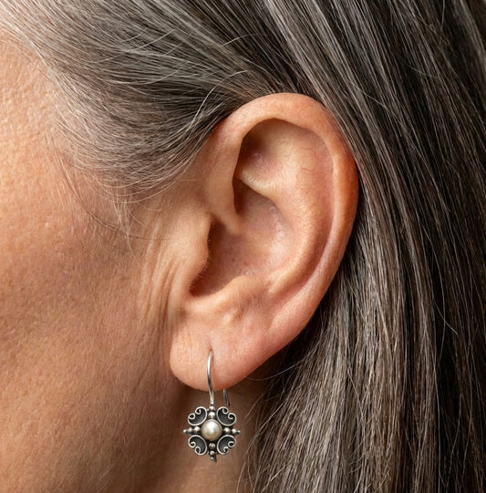 Vintage Pearl Flower Earrings