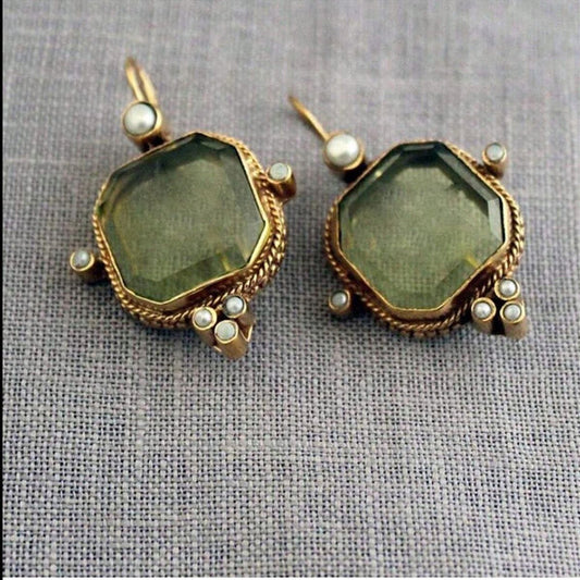 Vintage Pearl Gemstone