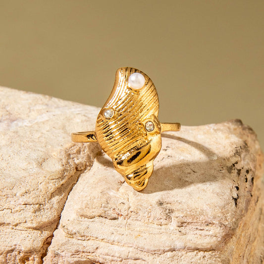Vintage Pearl Gold Ring