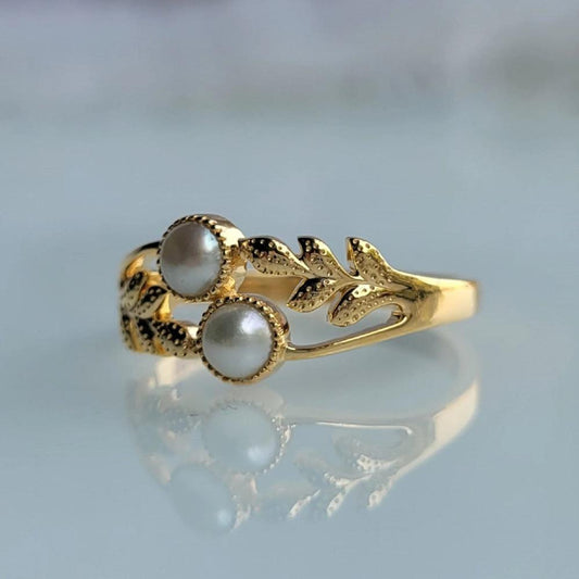 Vintage Pearl Ring