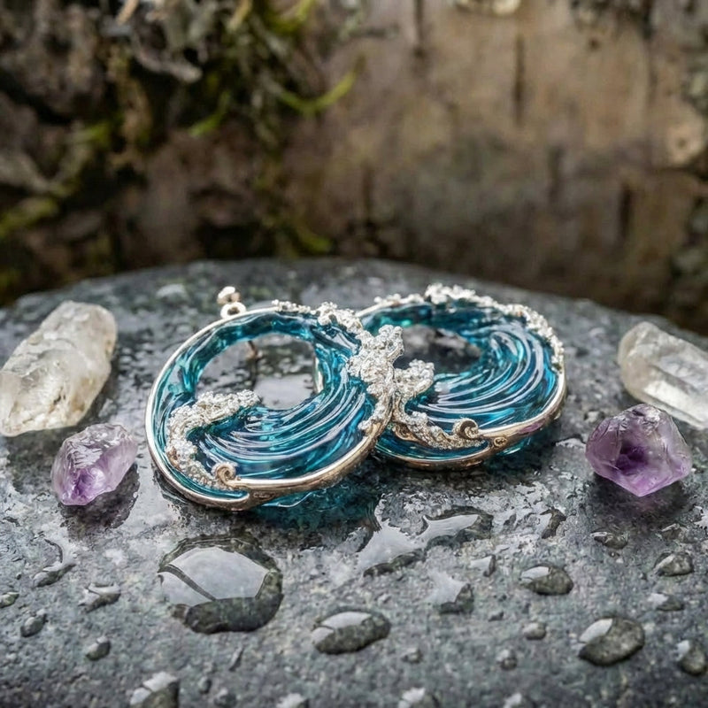 A Vintage Round Ocean Earring Set