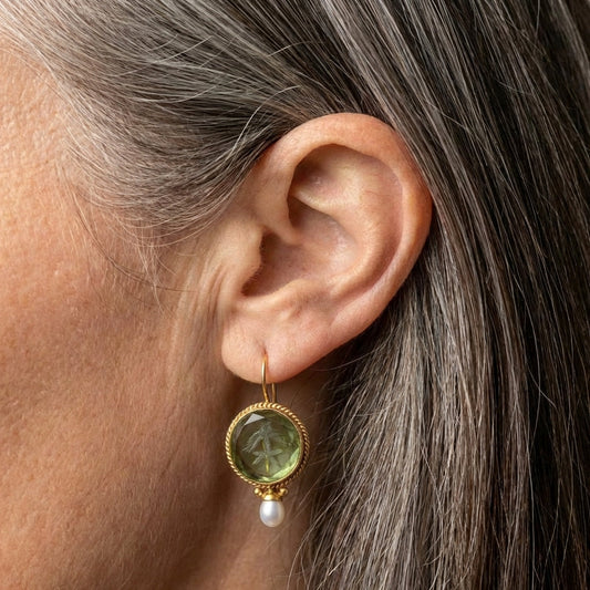A Vintage Rounded Green Stone Pearl Earring Set
