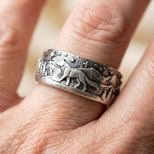 Vintage Wolf Ring