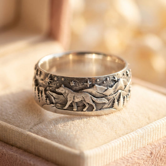 Vintage Wolf Ring