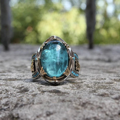 Luxury Sapphire Carving Ring