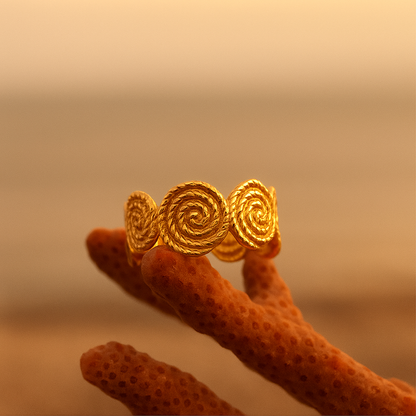Thalassa | Golden Spirals