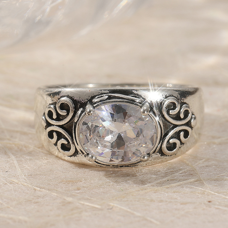 Laurel Crown Ring