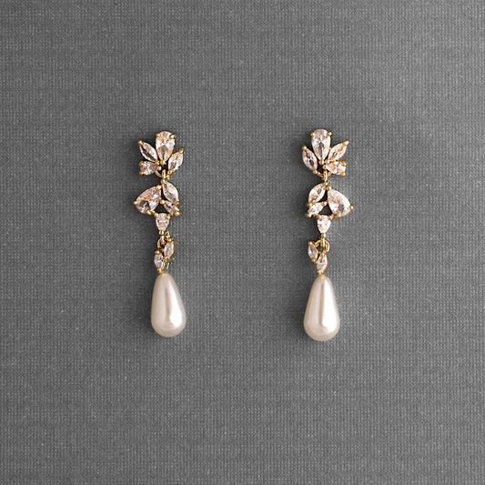 Pearl Dangle Zirconia Earrings