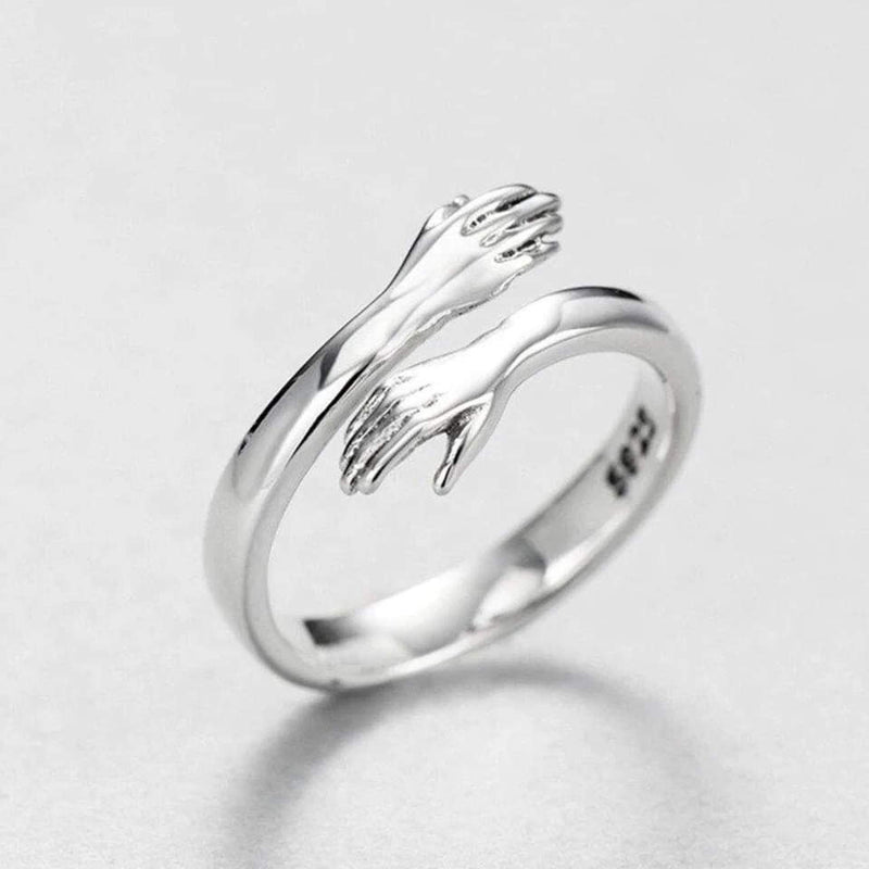 Classic Silver Ring with Timeless Appeal