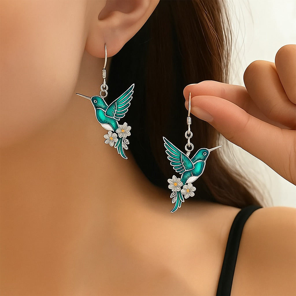 Beautiful Turquoise Hummingbird Necklace With Bonus Earrings – Offer