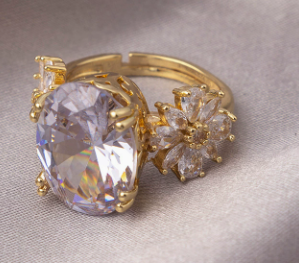 Vintage Zirconia White & Blue Golden Ring