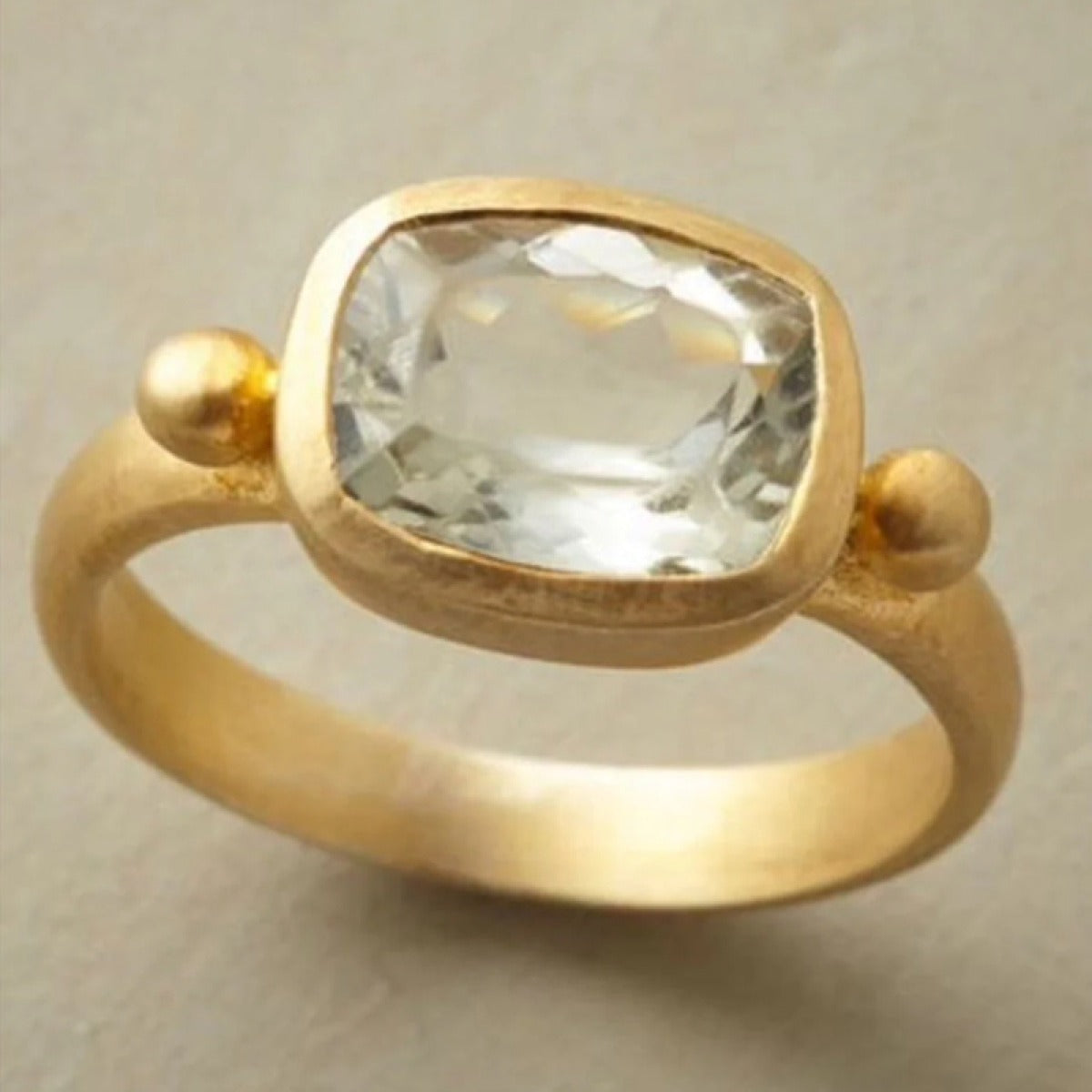 Vintage White Glass Silver Ring
