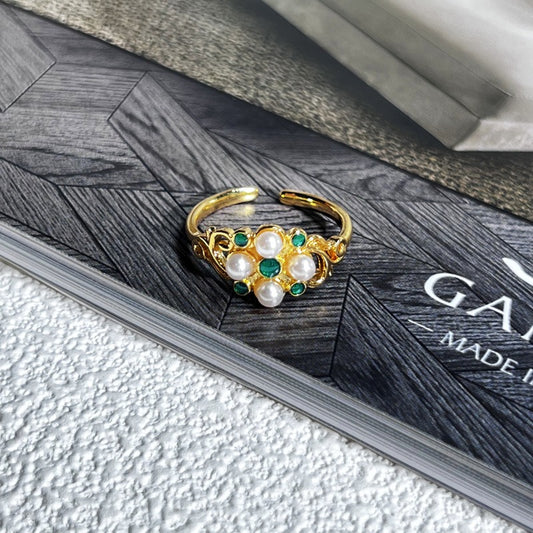 Vintage Pearl Flower Ring